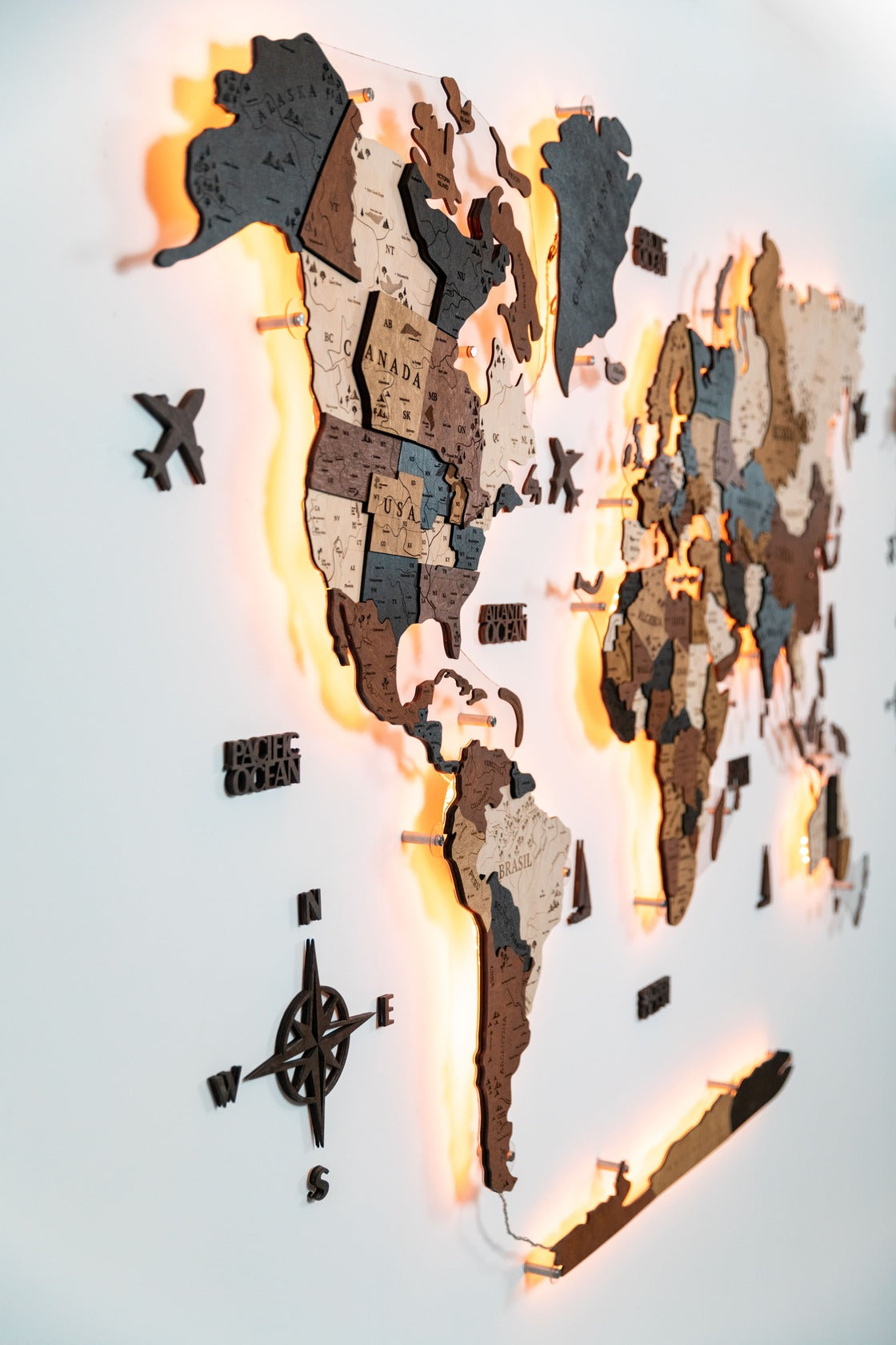 Wooden World Map Multicolor LED – OnlyCraftUA